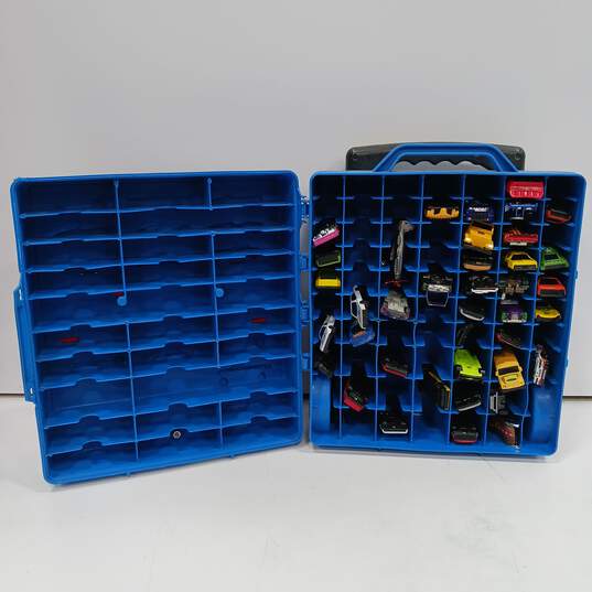 Hot Wheels 110 Car Carrying Case Storage Organizer Suitcase Rolls Made in  USA