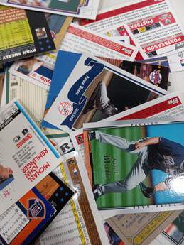 3lbs Bundle Of Baseball Sport Trading Cards alternative image