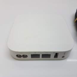 Apple Airport Express 2nd Gen. Network Wireless Router #2 alternative image