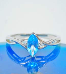 Elegant 10k White Gold Blue Topaz & Diamond Accent Ring 2.1g
