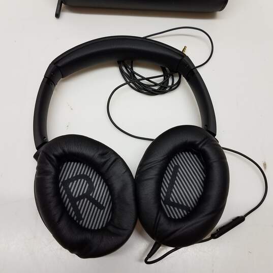 Bose Wired On Ear Black Headphones W/Case Untested image number 2