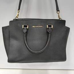 Pair of Michael Kors Women's Leather Handbags alternative image
