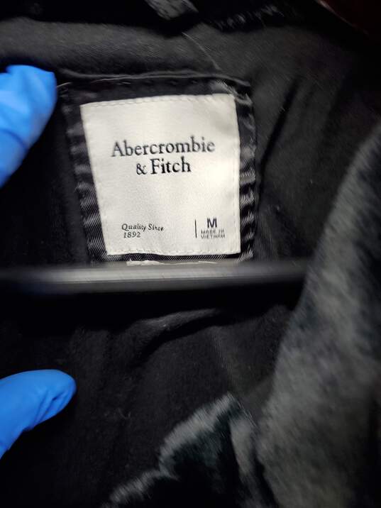 Abercrombie & Fitch - A&F Mini Puffer Black image number 3