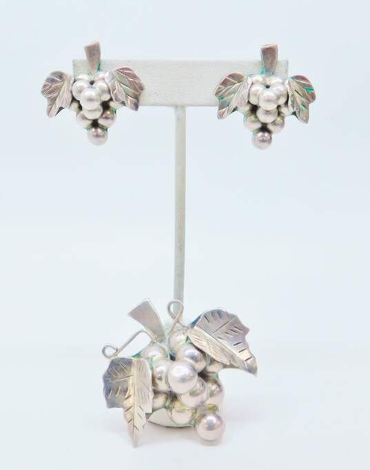 Vintage Taxco Mexico 925 Sterling Silver Grape Bunch Earrings & Pendant Brooch 41.0g image number 1