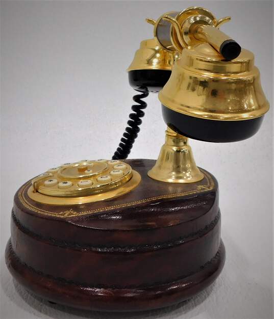 Vintage Horchow Rotary Sitel Leather Telephone image number 3