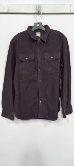 The North Face Men's 2-Pocket Purple LS Button Up Shirt Size M