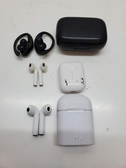 Lot of Assorted Earbuds/Cases Untested image number 2