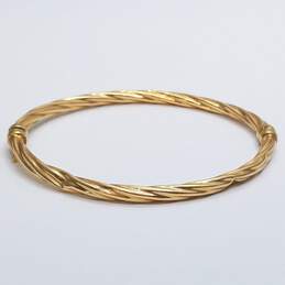 Indaerre 14K Gold Twist Oval Hinge Bangle Bracelet 5.6g alternative image