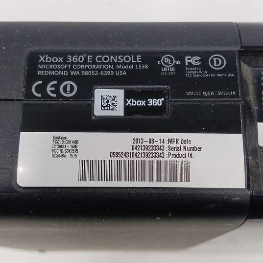 Microsoft Xbox 360E Console Model 1538 image number 4