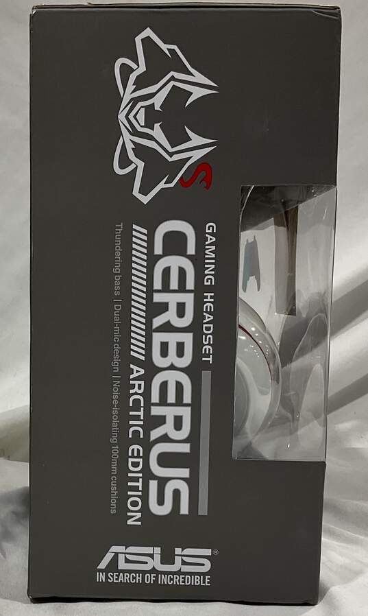 Cerberus Artic Edition Gaming Headset image number 4