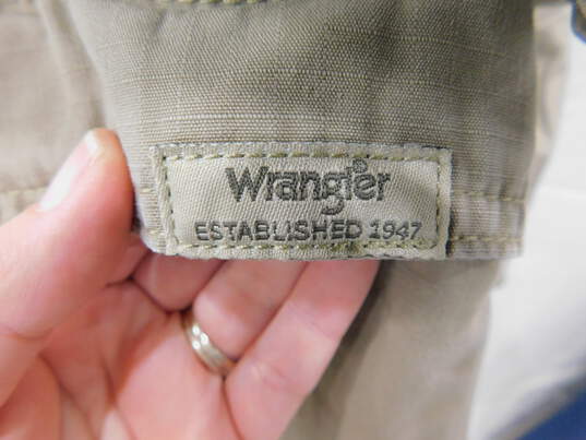 Wrangler Cargo Shorts Men's 42 Beige Brown Outdoor Lightweight image number 4