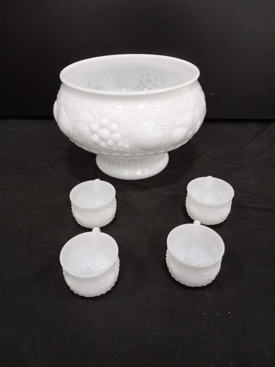 Milk Glass Fruit Themed Punch Bowl With 4 Matching Cups image number 4