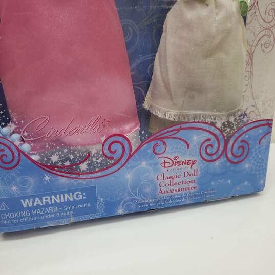 Lot of 2 Disney Princess Doll Accessories Sets - Beauty and the Best Cinderella NEW image number 3