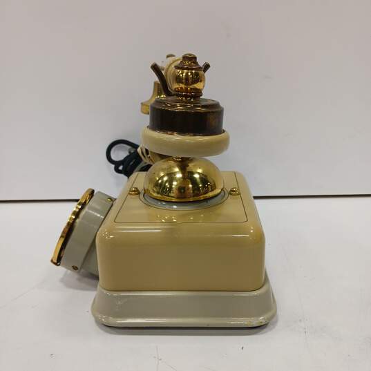 Vintage Beige Rotary Phone image number 3