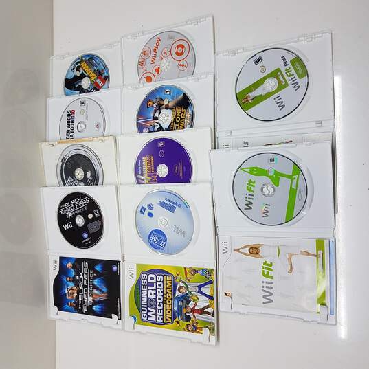 Nintendo Wii Games Mixed Lot of 10 with manuals image number 2