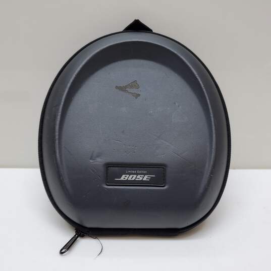 Bose QuietComfort 15 - QC15 Noise Cancelling Headphones LIMITED EDITION For Parts image number 1