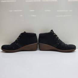 ECCO Women's Light Chukka Shoe Size EU 38/ US 7.5 Black & Brown alternative image