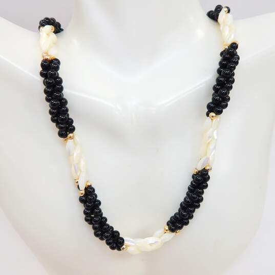 VNTG MOP Onyx & Gold Tone Metals Jewelry image number 6