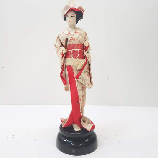 Geisha Doll Vintage Japanese Silk Kimono Musical Doll image number 1