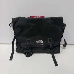 The North Face 15.5"x18" Black Travel Messenger Bag