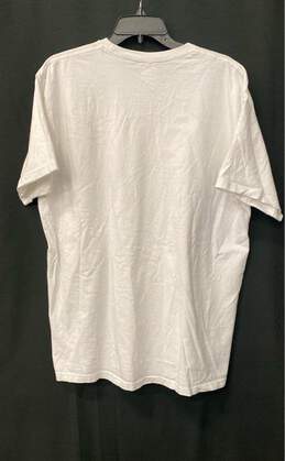 Supreme White T-Shirt - Size X Large alternative image