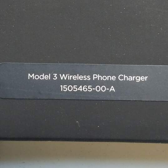 Tesla Model 3 Wireless Phone Charger 1505465-00-A image number 8