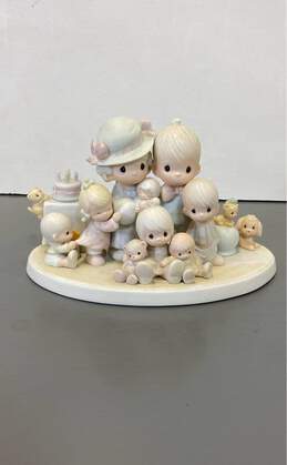 Precious Moments Figurine God Bless our Years Together 12440 c. 1984
