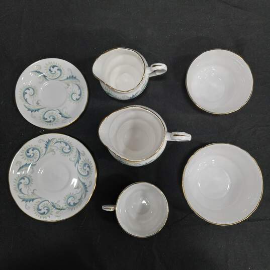 Bundle of 6 Royal Standard White Fine Bone China Tea Cups w/2 Matching Cream Dishes, 2 Bowls and 12 Saucers image number 9