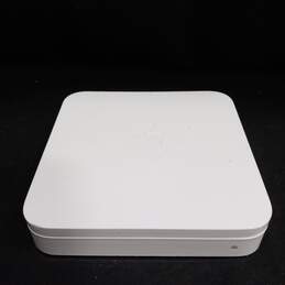 Apple AirPort Extreme Base Station Model A1354 alternative image