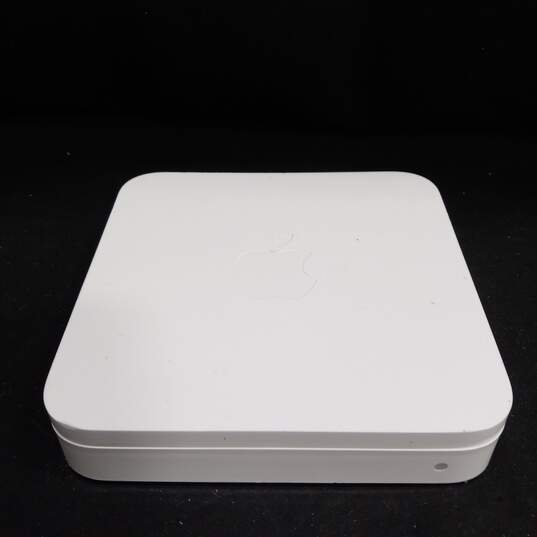 Apple AirPort Extreme Base Station Model A1354 image number 2