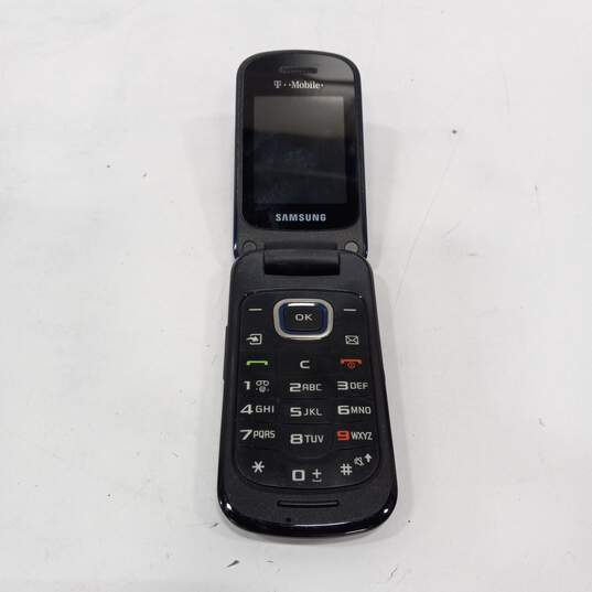 Samsung SGH-T259 Cell Phone image number 1