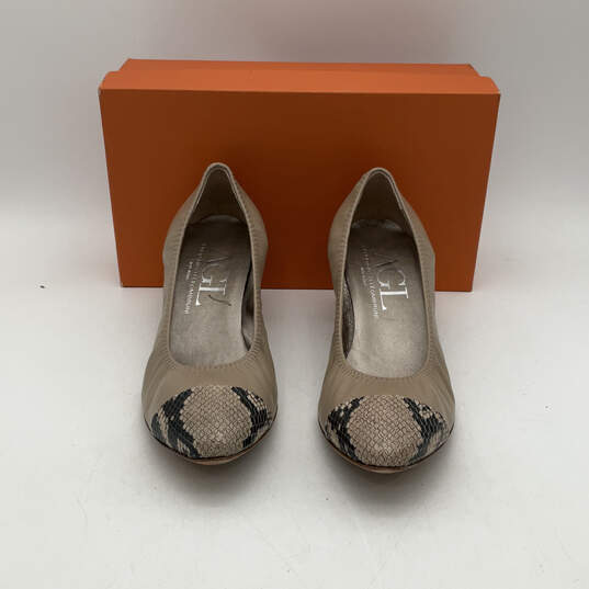 Womens Beige Leather Animal Print Slip-On Block Pump Heels Size EUR 42 image number 2