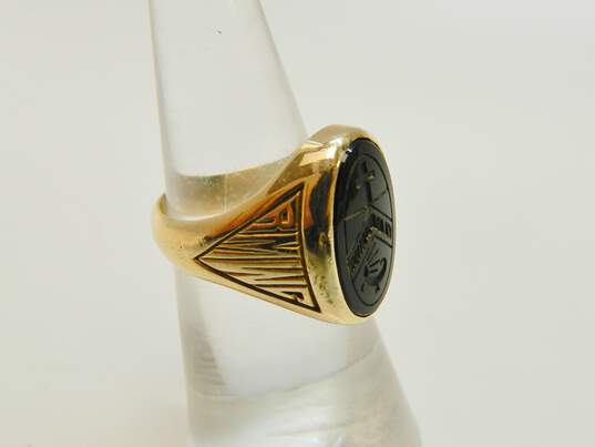 Vintage 10K Yellow Gold Onyx 1973 Randolph College Signet Class Ring 7.0g image number 2