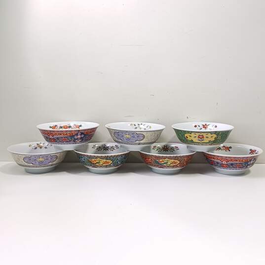 7 Eastern Porcelain Soup / Rice Footed Bowls image number 1