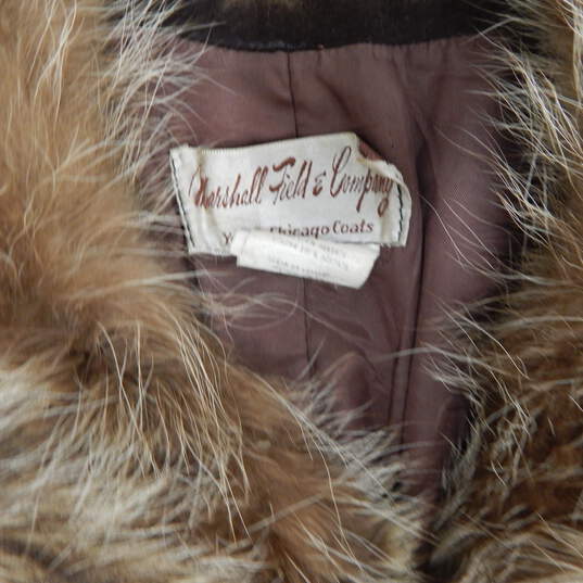 Vintage Marshall Fields & Company Brown Leather Belted Raccoon Fur Trim Women's Coat image number 7