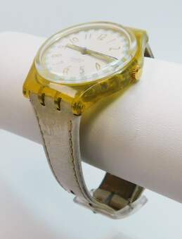 Vintage '92 Swatch Swiss Collectible Watch alternative image