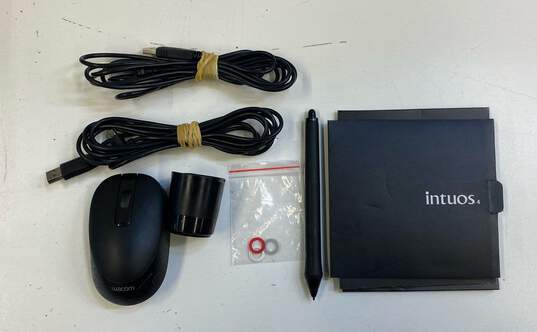 Wacom Intuos 4 Professional Graphics Drawing Tablet PTK-440 image number 2