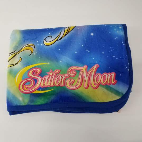 Sailor Moon Fleece Blanket - 61'" x 45" image number 2