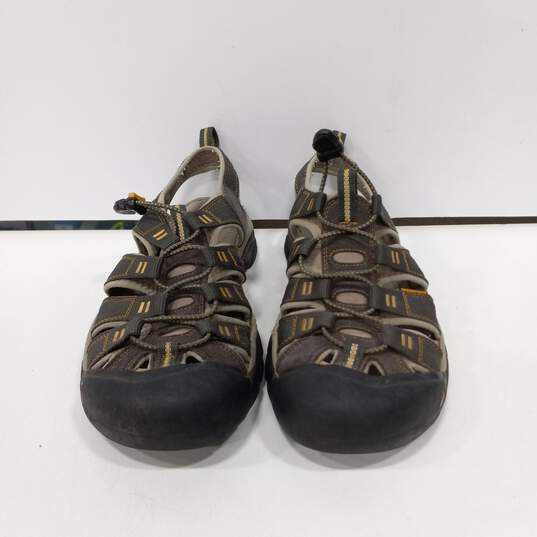 Keen Men's Gray Activewear Sandals Size 10.5 image number 1