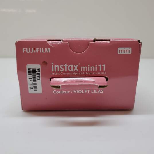 Fujifilm Instax Mini 11 Instant Film Camera | Lilac Purple For Parts/Repair image number 2