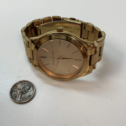 Designer Michael Kors Gold-Tone Dial Stainless Steel Analog Wristwatch image number 3