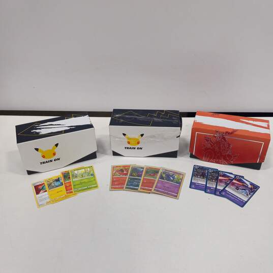 Lot of Assorted Pokemon Trading Cards image number 1