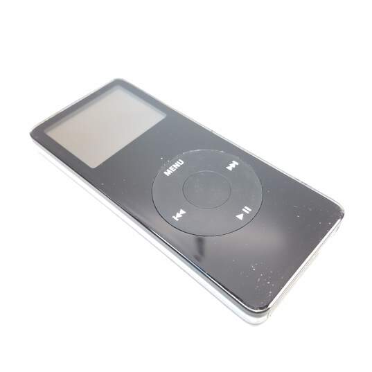Apple iPod Nano (1st Generation) - Black (A1137) 2GB image number 1