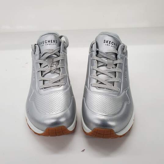 Skechers Street Women's Uno-aluminiferous Metallic Silver Sneakers Size 8.5 image number 2