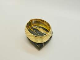 14K Gold Textured & Smooth Slanted Stripes Wide Omega Chain Statement Bracelet 40.8g