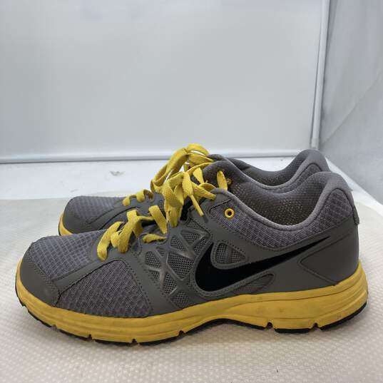 Buy the Men's Nike Relentless 2 Shoes Size GoodwillFinds