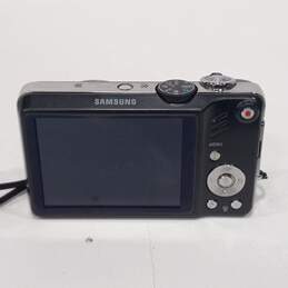 HZ30W Compact Digital Camera w/ Case alternative image