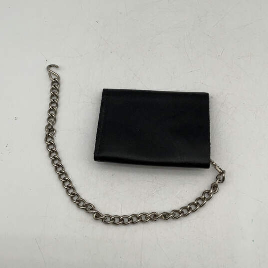 Mens Black Leather Detachable Chain Card Holder Snap Tri-Fold Wallet image number 2