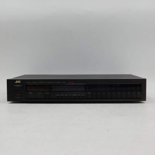 VNTG JVC Brand T-X900 Model FM/AM Stereo Tuner w/ Power Cable (Parts and Repair) image number 2
