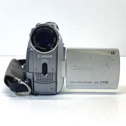Canon ZR85 MiniDV Camcorder alternative image